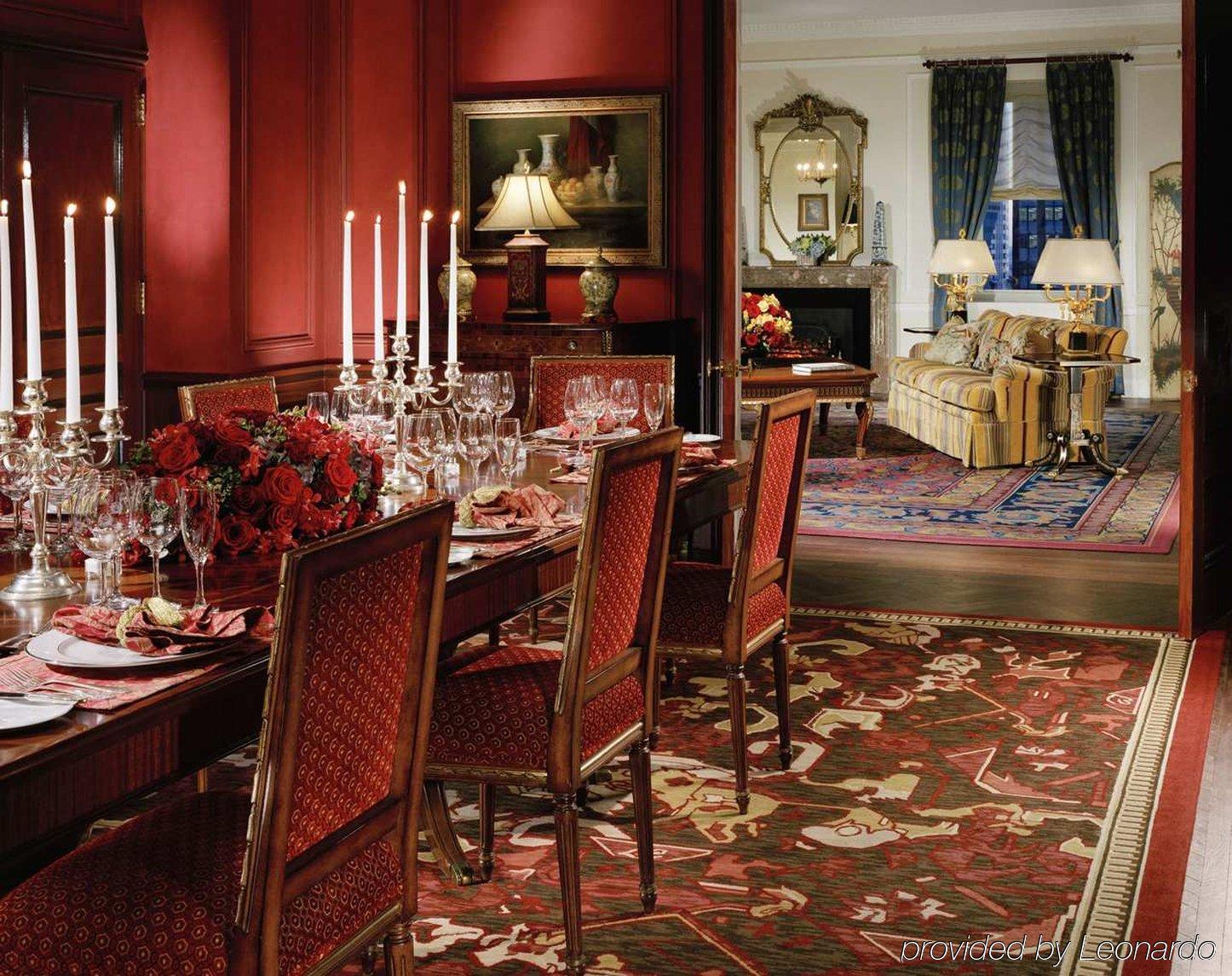 The Towers Of The Waldorf Astoria Hotel New York Restoran gambar
